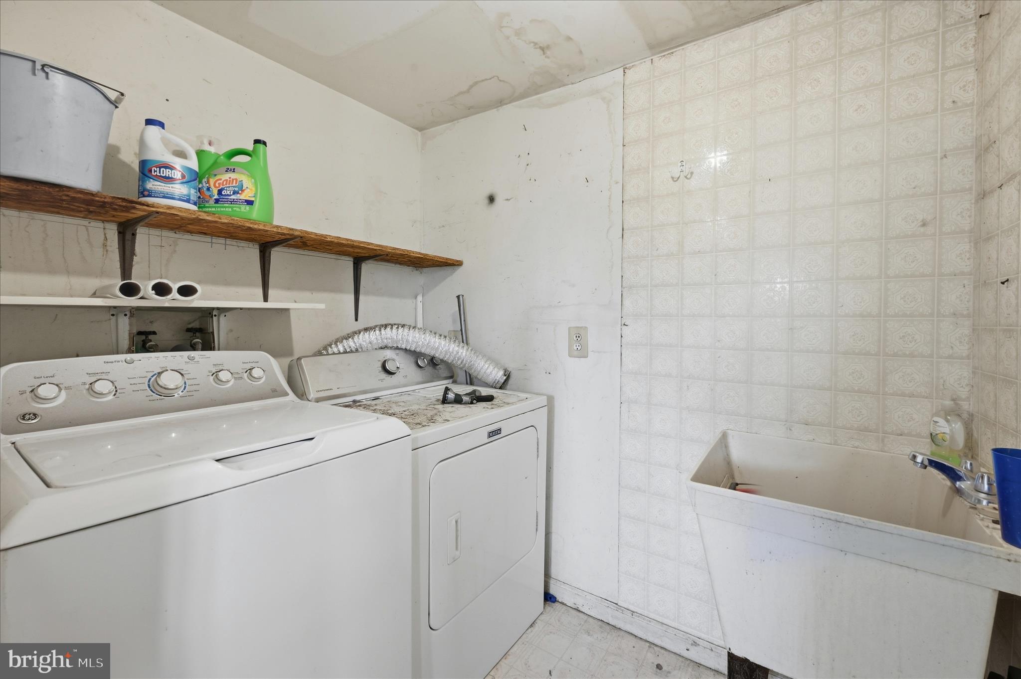 3863 Rectortown Road Marshall, VA 20115 - Photo 45 of 79 Laundry Room
