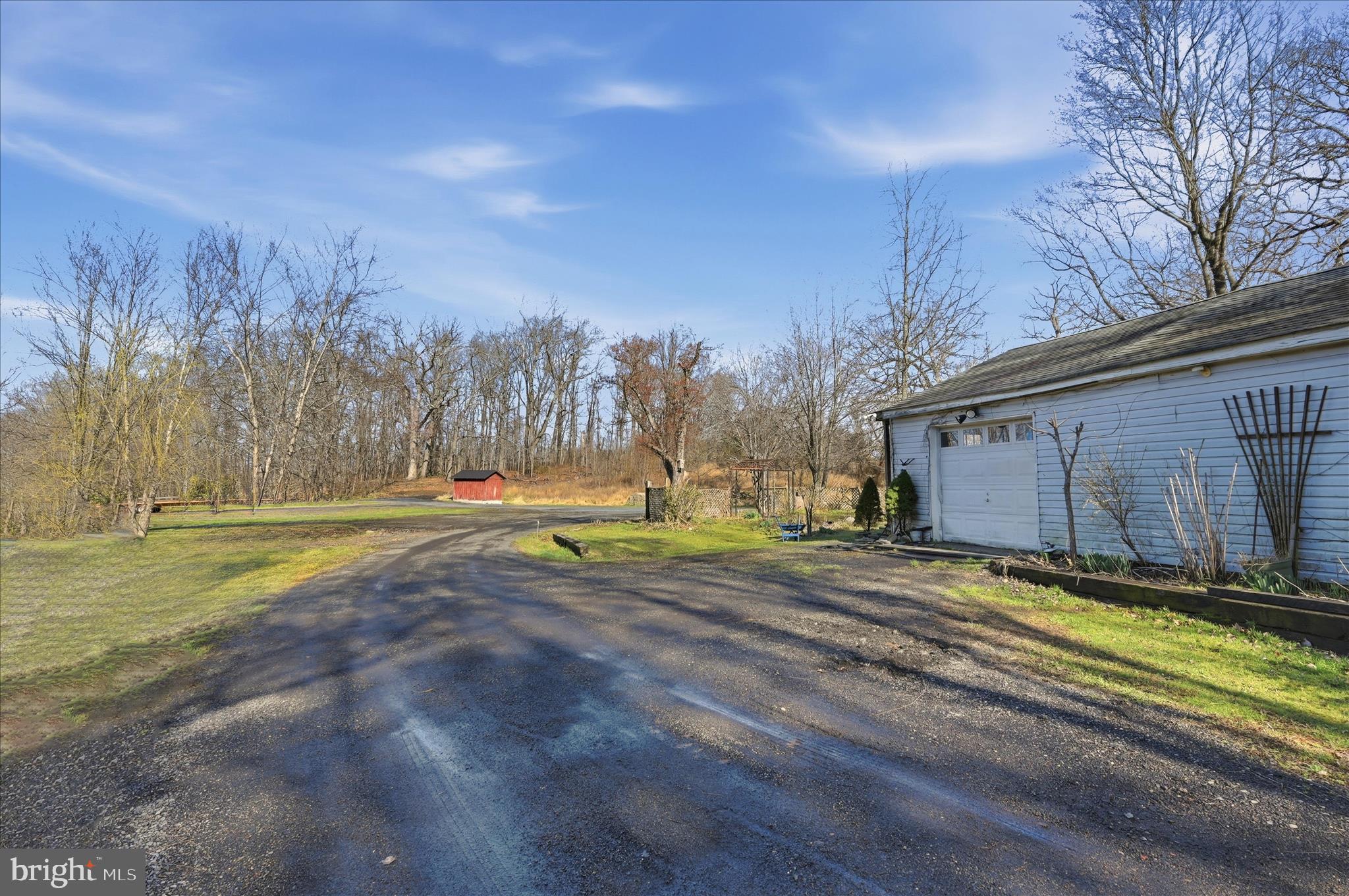 3863 Rectortown Road Marshall, VA 20115 - Photo 56 of 79 Driveway