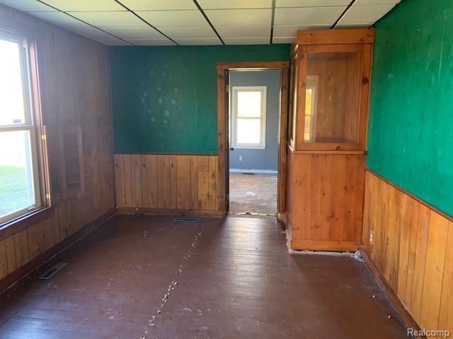4455 West Thompson Road Linden, MI 48451 - Photo 14 of 16 IMG_5047.jpg