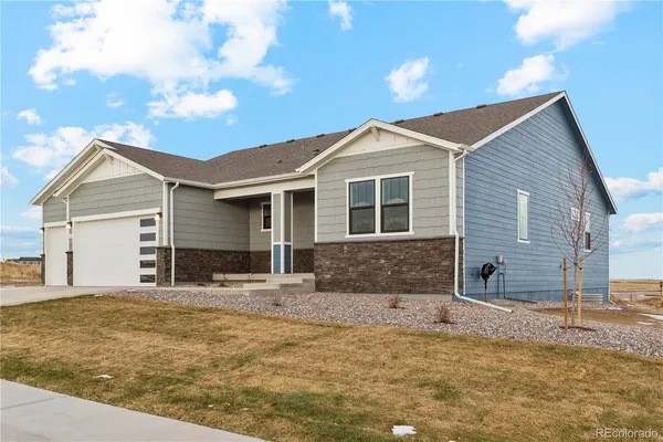 $723,900 | 5570 Callaway Garden Drive, Elizabeth, CO 80107
