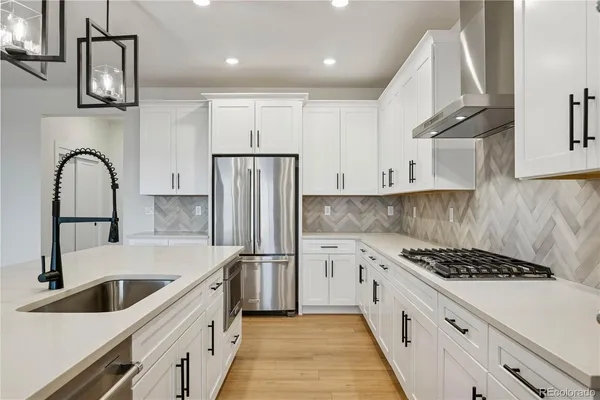 $723,900 | 5570 Callaway Garden Drive, Elizabeth, CO 80107