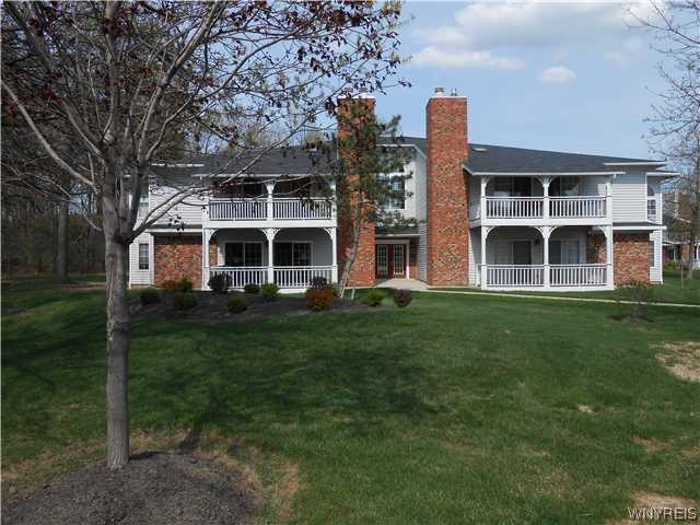 1075 Youngs Road, Unit B Amherst, NY 14221 - Photo 1 of 1 Exterior Front