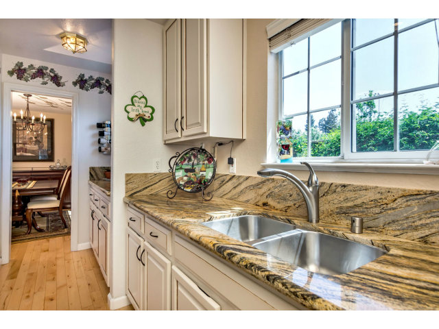 148 Redding Road Campbell, CA 95008 - Photo 13 of 24