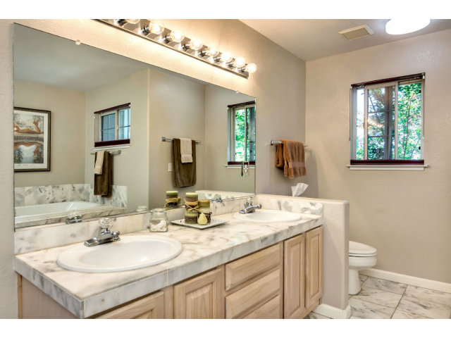 148 Redding Road Campbell, CA 95008 - Photo 17 of 24