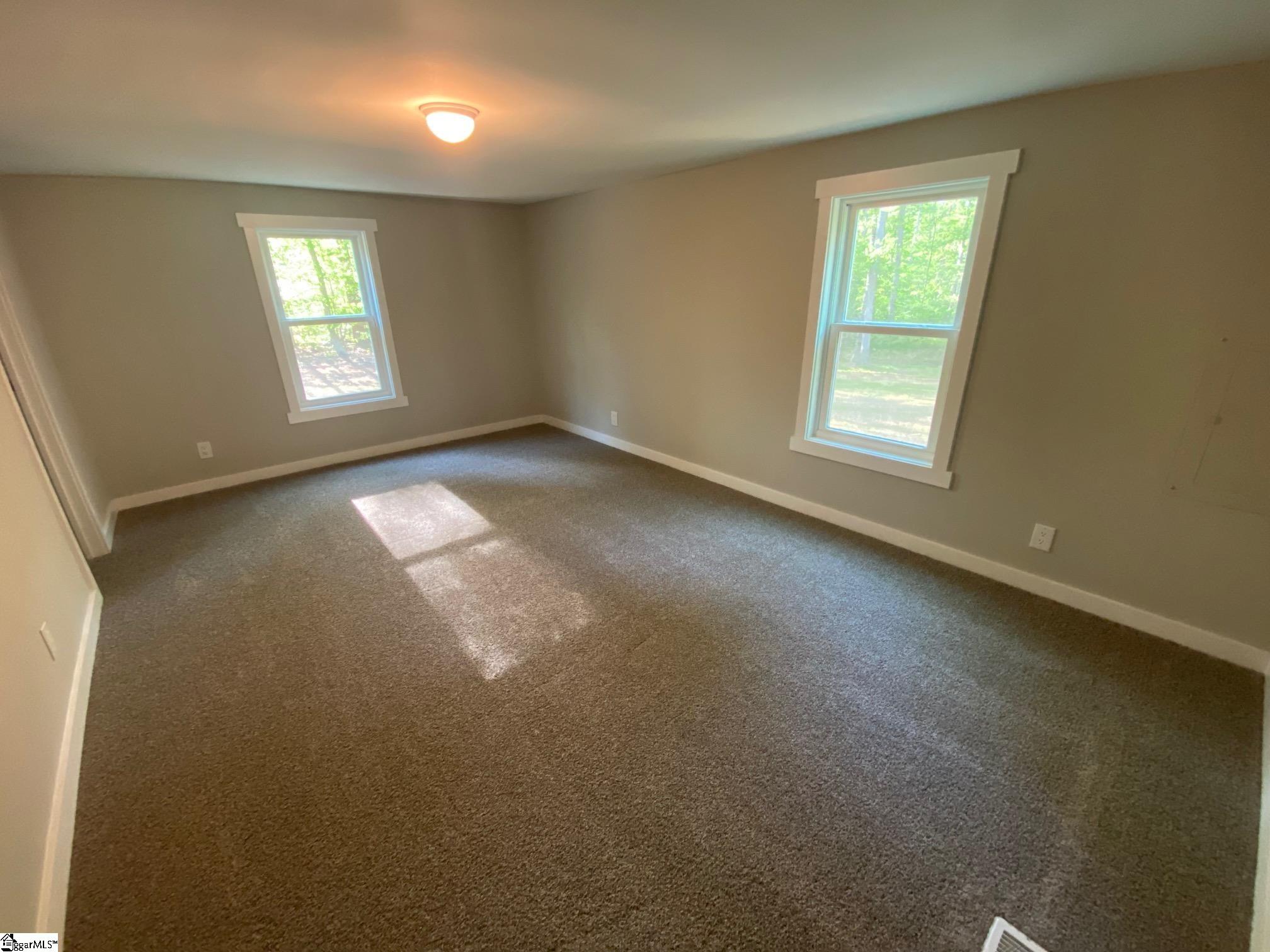 560 Carousel Road Gray Court, SC 29645 - Photo 23 of 39 Gallery Image 23