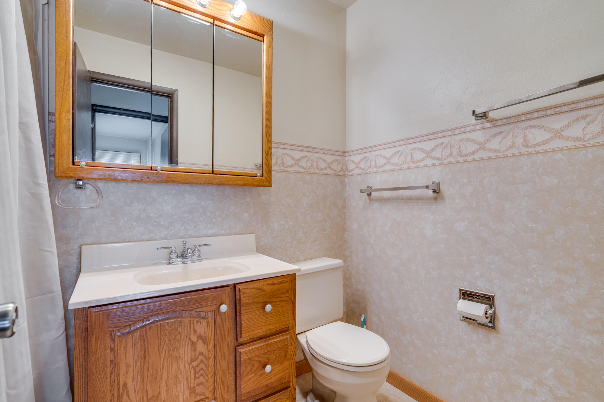 2002 84th Street Kenosha, WI 53143 - Photo 23 of 34 MJ309170