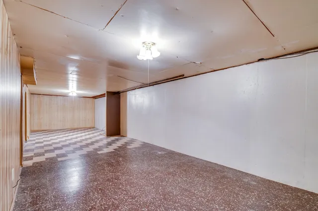 $299,900 | 2002 84th Street, Kenosha, WI 53143