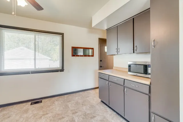 $299,900 | 2002 84th Street, Kenosha, WI 53143