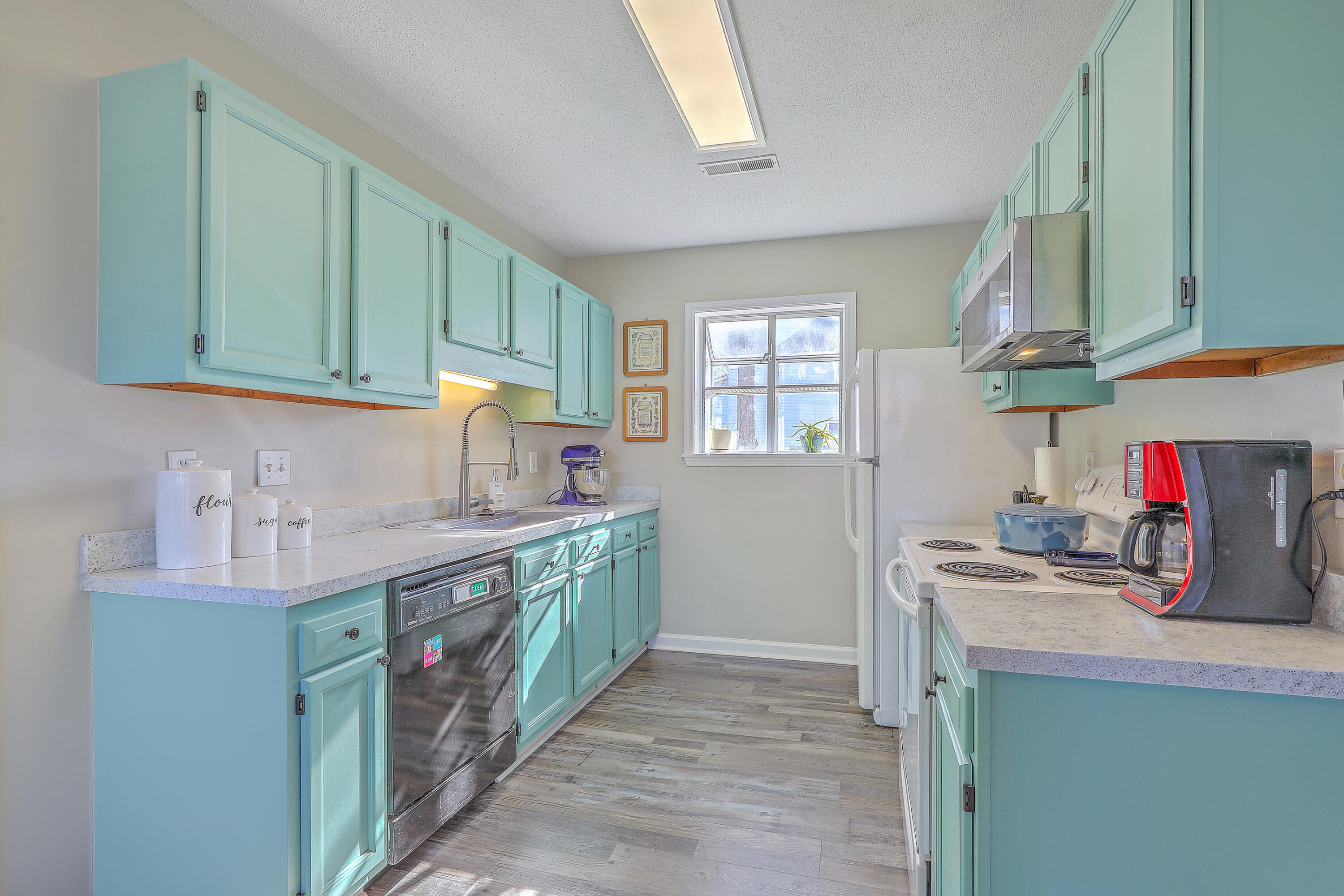 28 Fieldfare Way Charleston, SC 29414 - Photo 11 of 31 0W7A8100_1_2_3_4_5_6