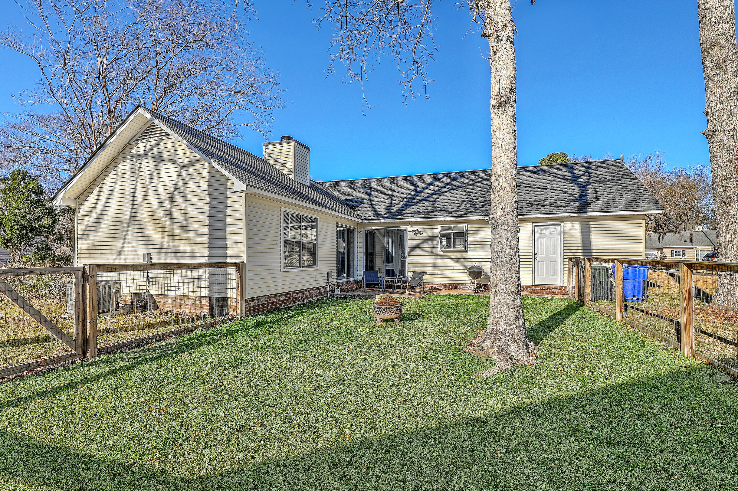 28 Fieldfare Way Charleston, SC 29414 - Photo 26 of 31 0W7A8219_20_21_22_23_24_25