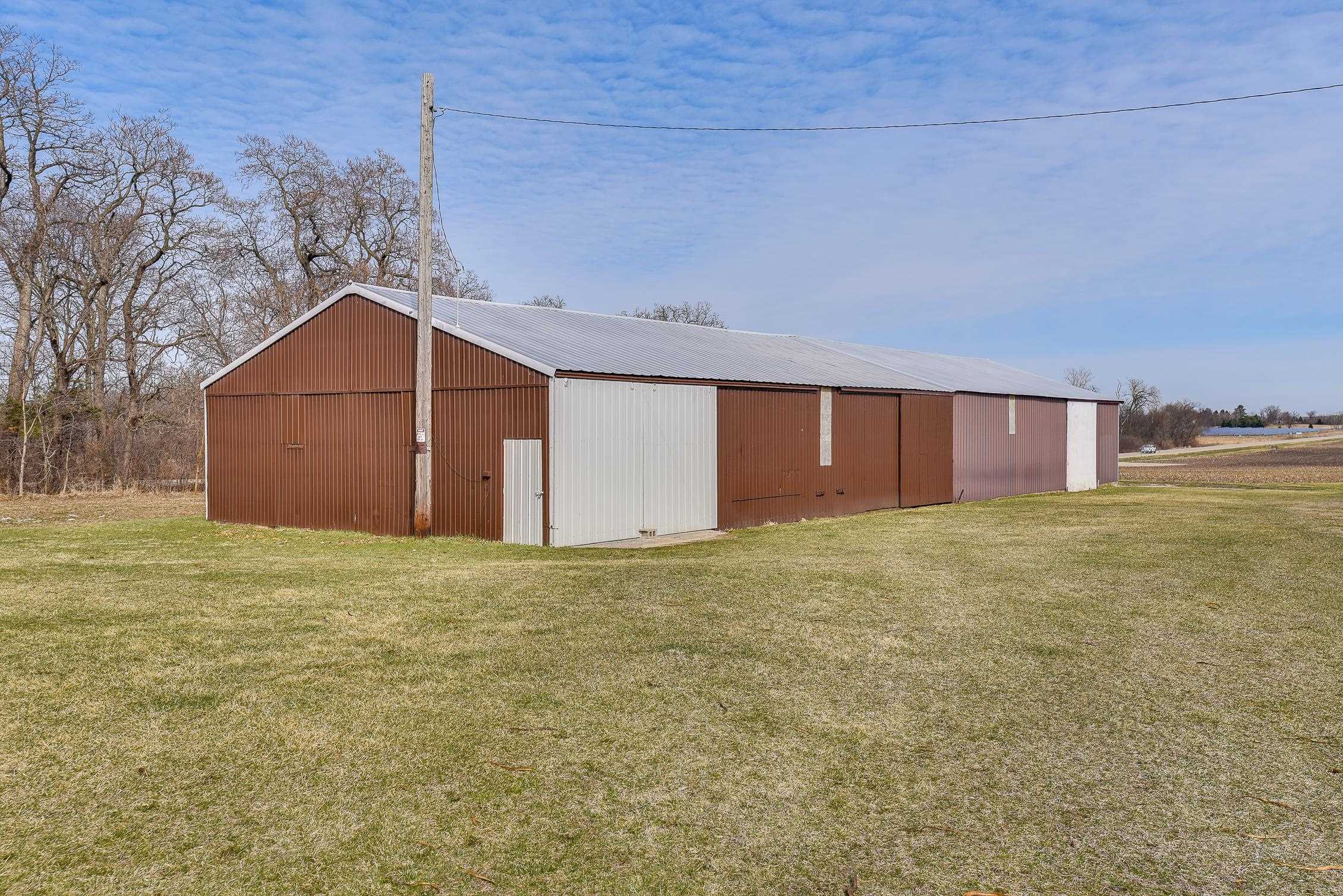 1825 S Highway Brodhead, WI 53520 - Photo 13 of 81