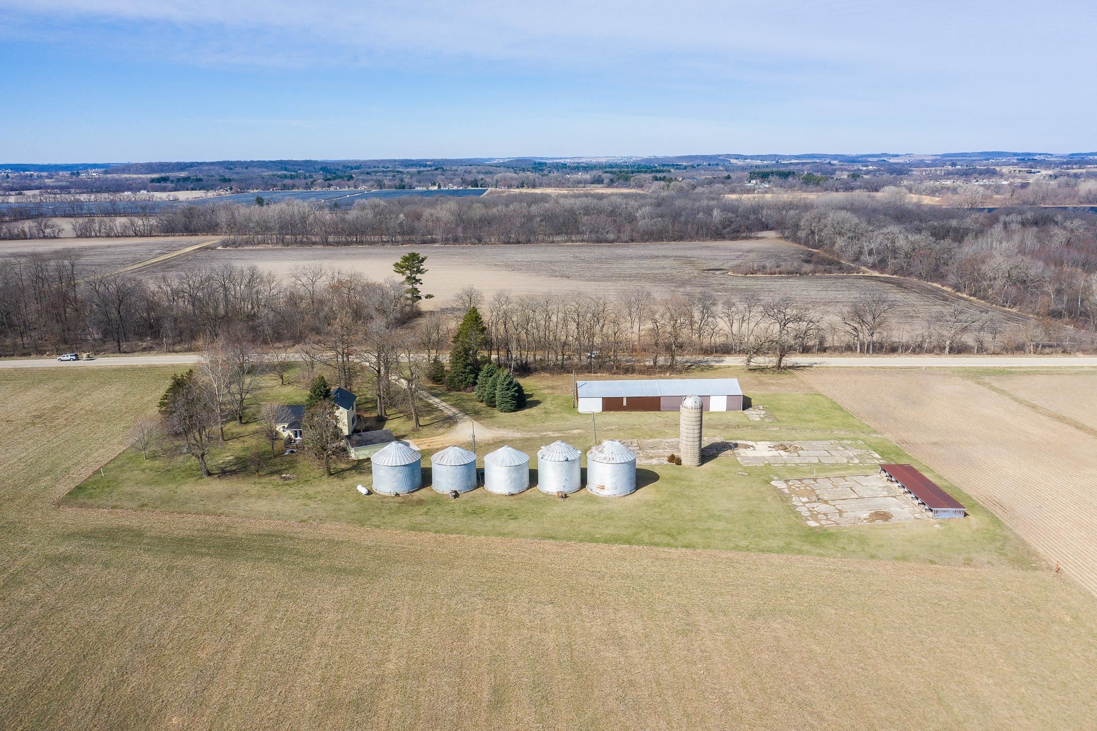 1825 S Highway Brodhead, WI 53520 - Photo 63 of 81