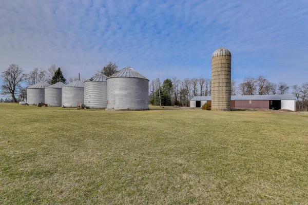 $648,500 | 1825 S Highway, Brodhead, WI 53520