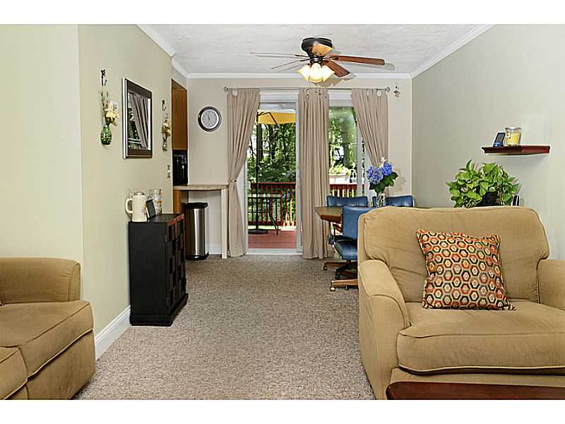 59 Reed Street, Unit 59 Warwick, RI 02886 - Photo 10 of 17 Living Room.
