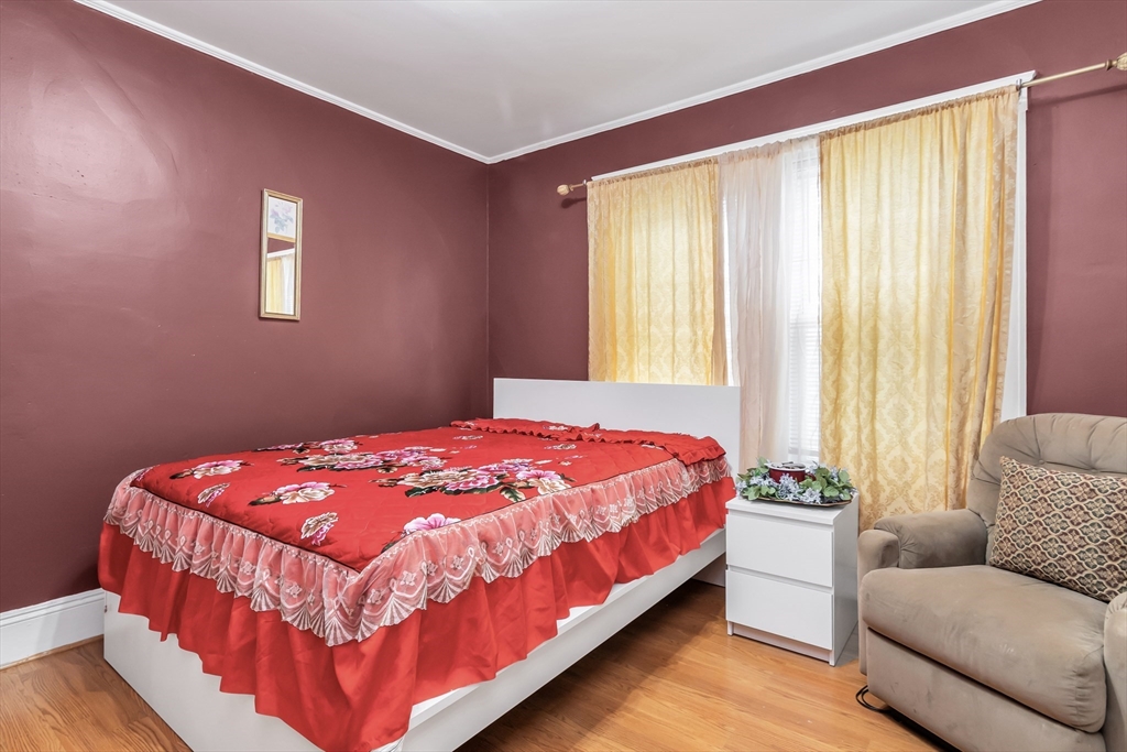 87 Brookfield Street Lawrence, MA 01843 - Photo 16 of 42