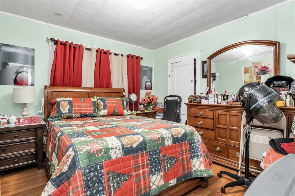 87 Brookfield Street Lawrence, MA 01843 - Photo 30 of 42