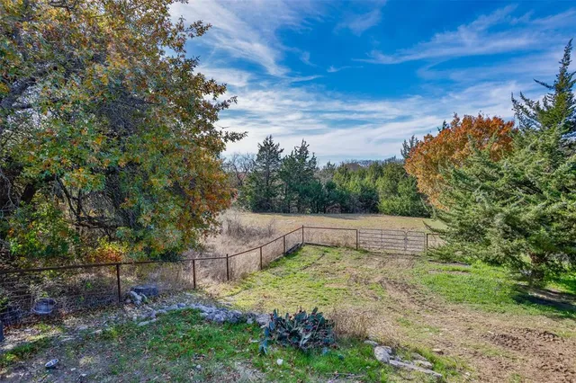 $240,000 | 16500 Farm To Market 455, Forestburg, TX 76239