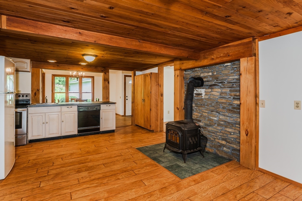 81 Shaw Road Cummington, MA 01026 - Photo 21 of 42