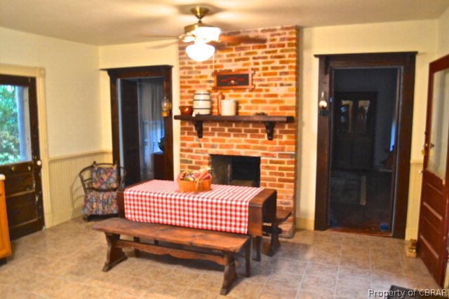 383 Risby Town Road Hudgins, VA 23076 - Photo 4 of 15 Gallery Image 4