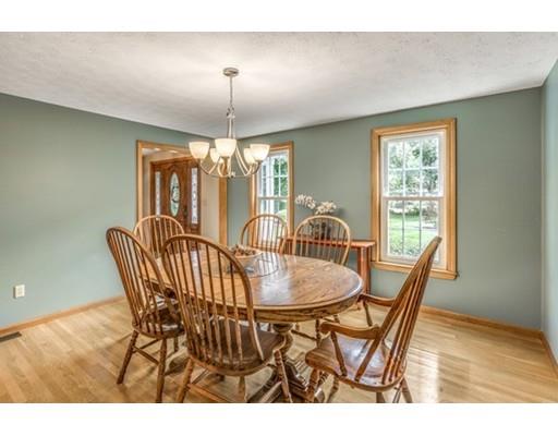 15 Robinson Road Westford, MA 01886 - Photo 9 of 27 Gallery Image 9