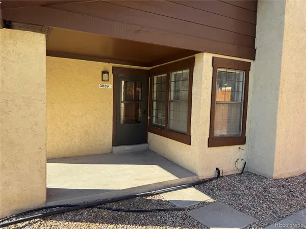 $2,300 | 3839 South Evanston Street, Aurora, CO 80014
