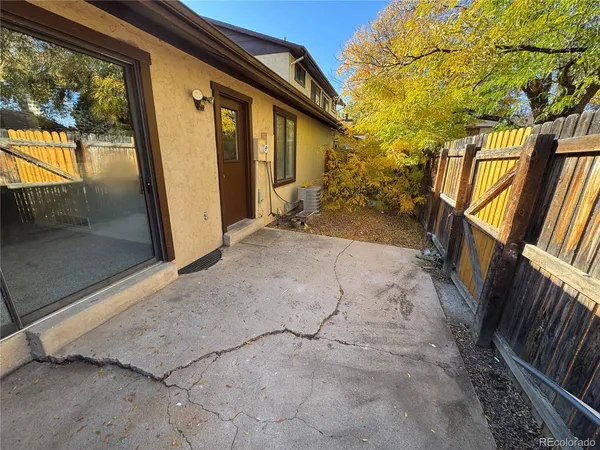 $2,300 | 3839 South Evanston Street, Aurora, CO 80014