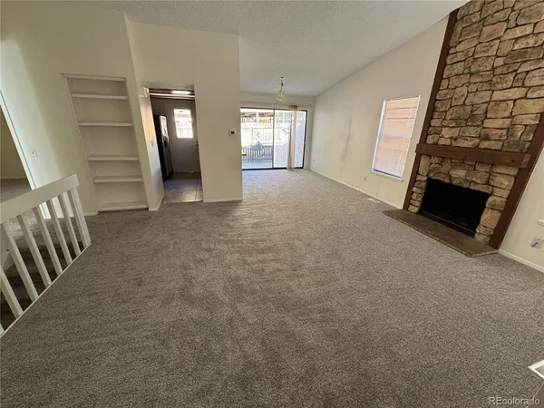 $2,300 | 3839 South Evanston Street, Aurora, CO 80014