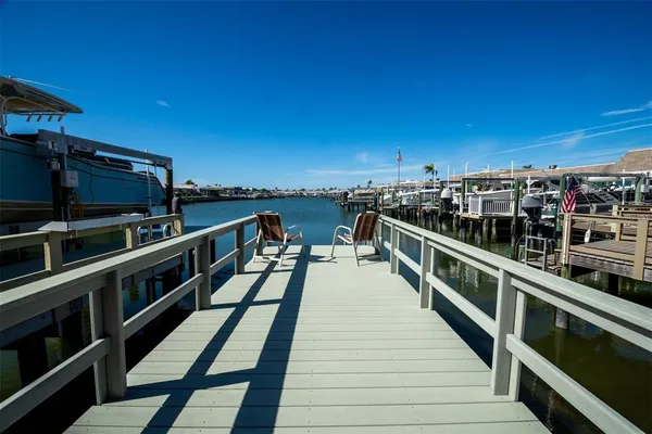 $3,000 | 128 Boca Ciega Point Boulevard North, St. Petersburg, FL 33708