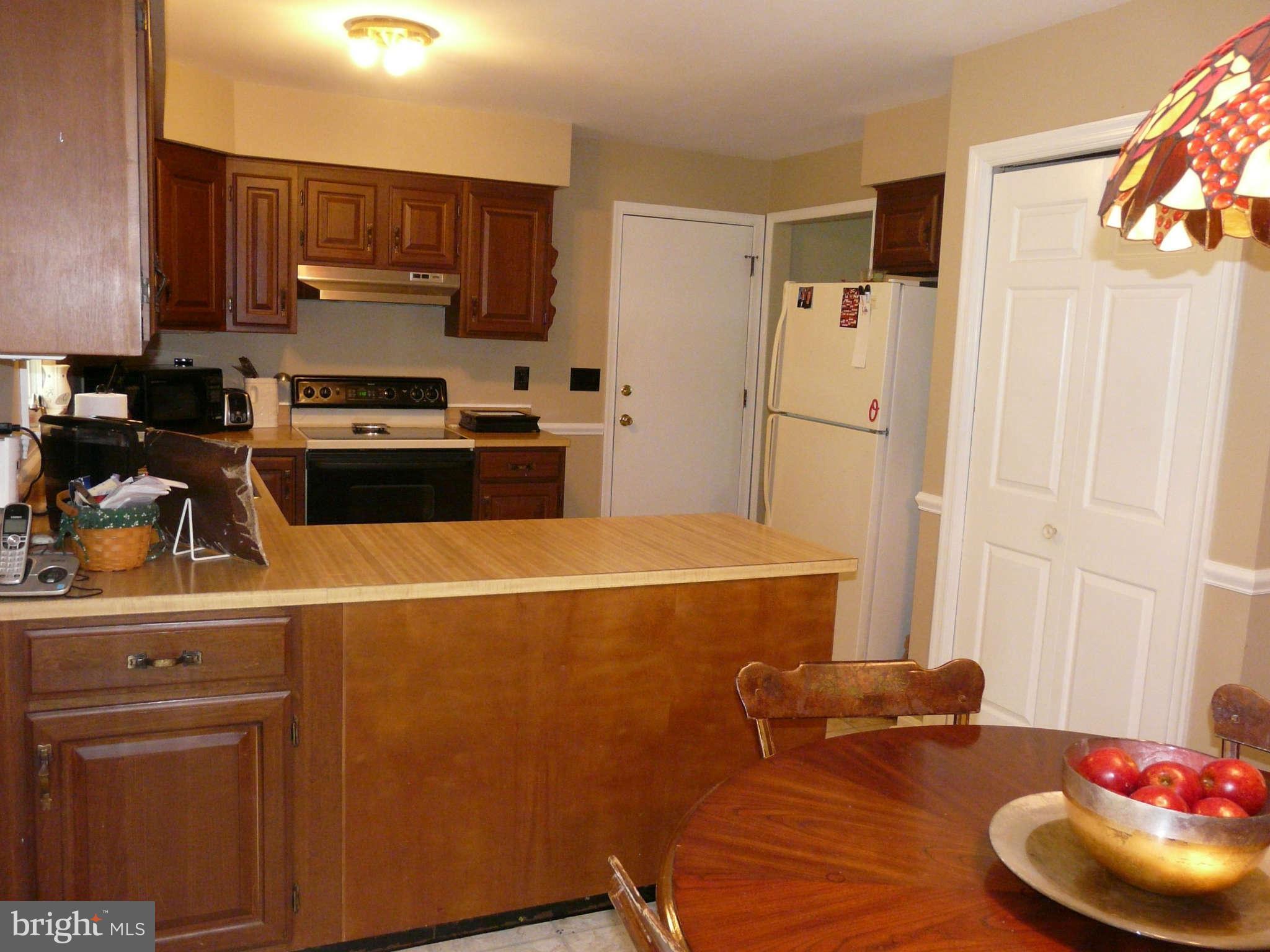 2 Doe Court Phoenix, MD 21131 - Photo 21 of 28 Kitchen