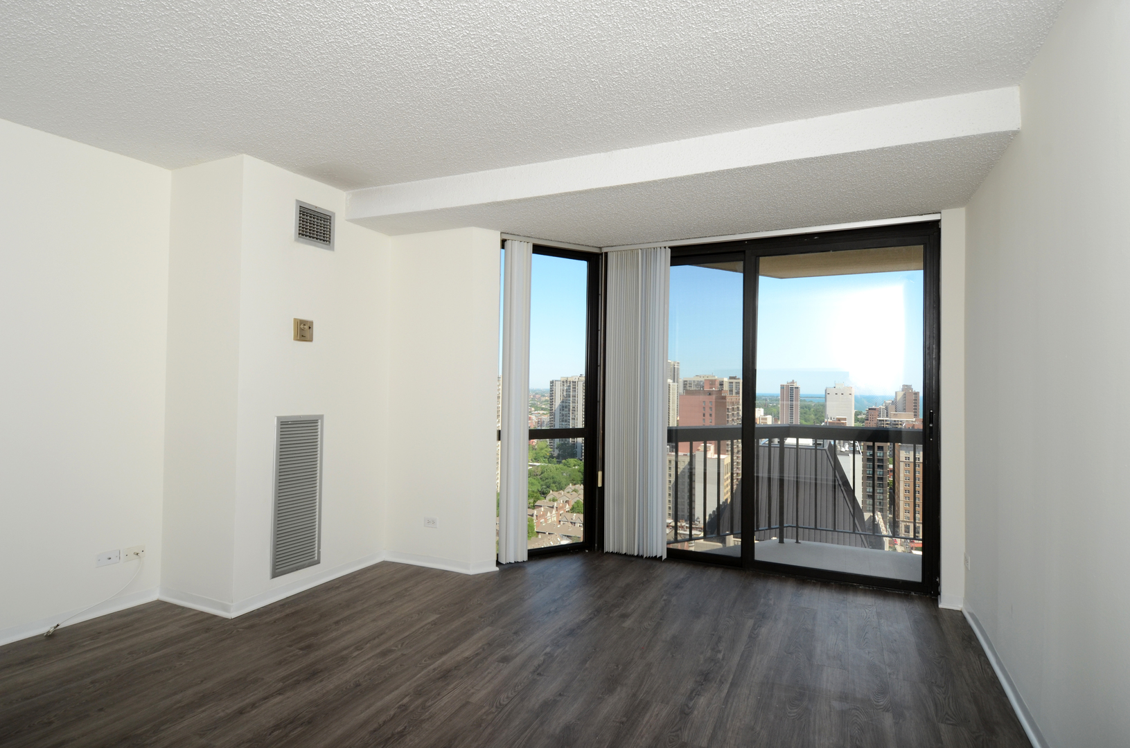 1133 North Dearborn Street, Unit 1302 Chicago, IL 60610 - Photo 8 of 11