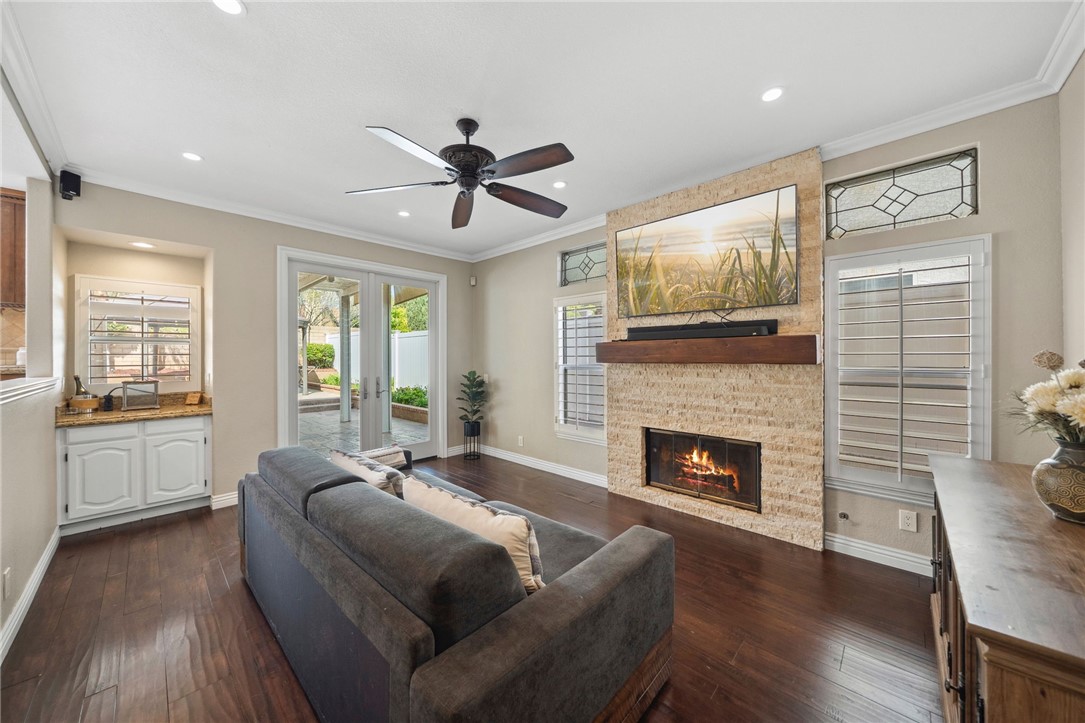 3319 Deaver Drive Corona, CA 92882 - Photo 15 of 43