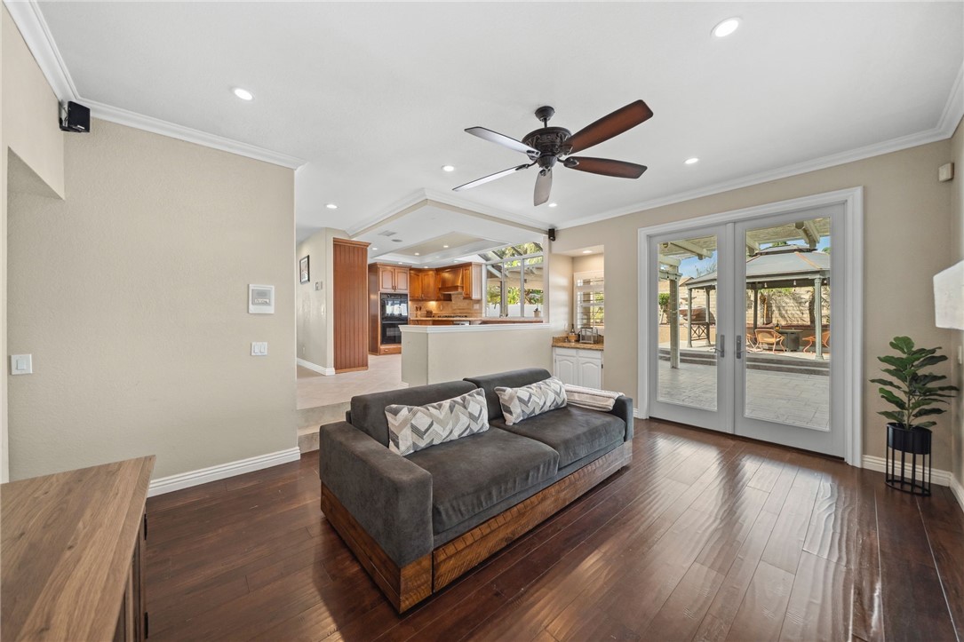 3319 Deaver Drive Corona, CA 92882 - Photo 16 of 43