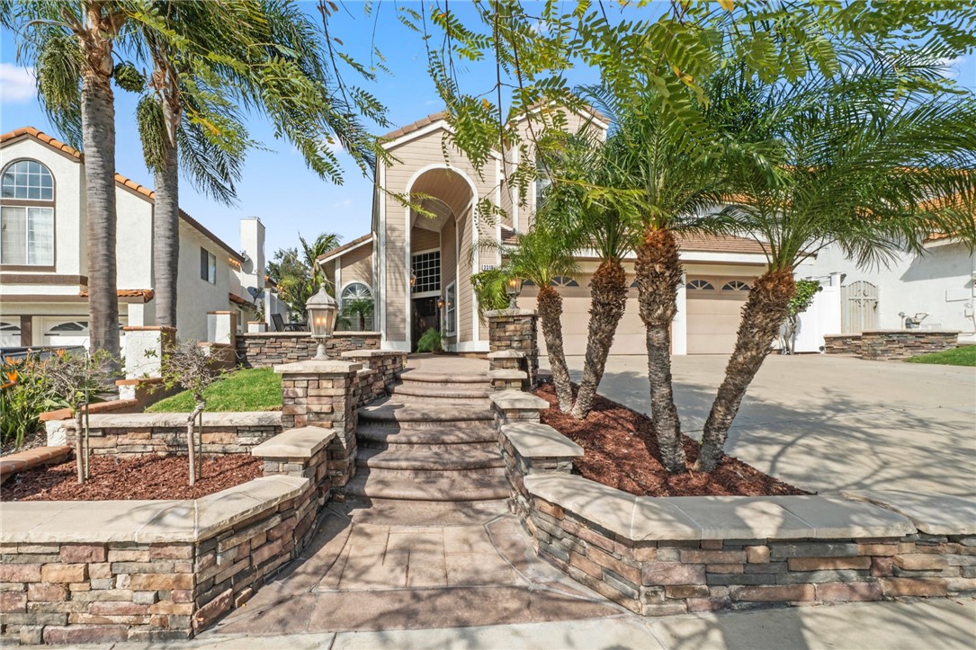 3319 Deaver Drive Corona, CA 92882 - Photo 4 of 43