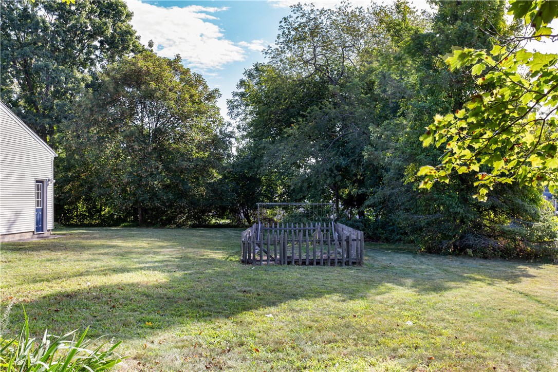 20 Del Rio Court Warwick, RI 02818 - Photo 12 of 40