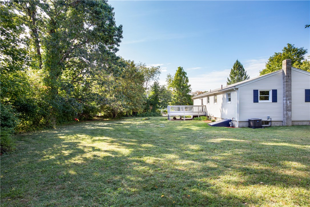 20 Del Rio Court Warwick, RI 02818 - Photo 15 of 40