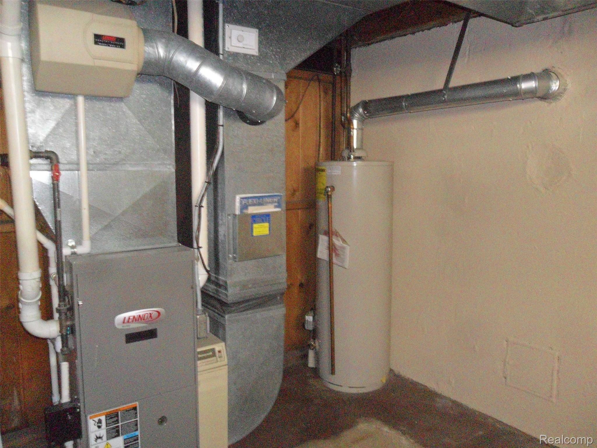 9688 Reeck Road Allen Park, MI 48101 - Photo 28 of 28 SAM_9571.JPG