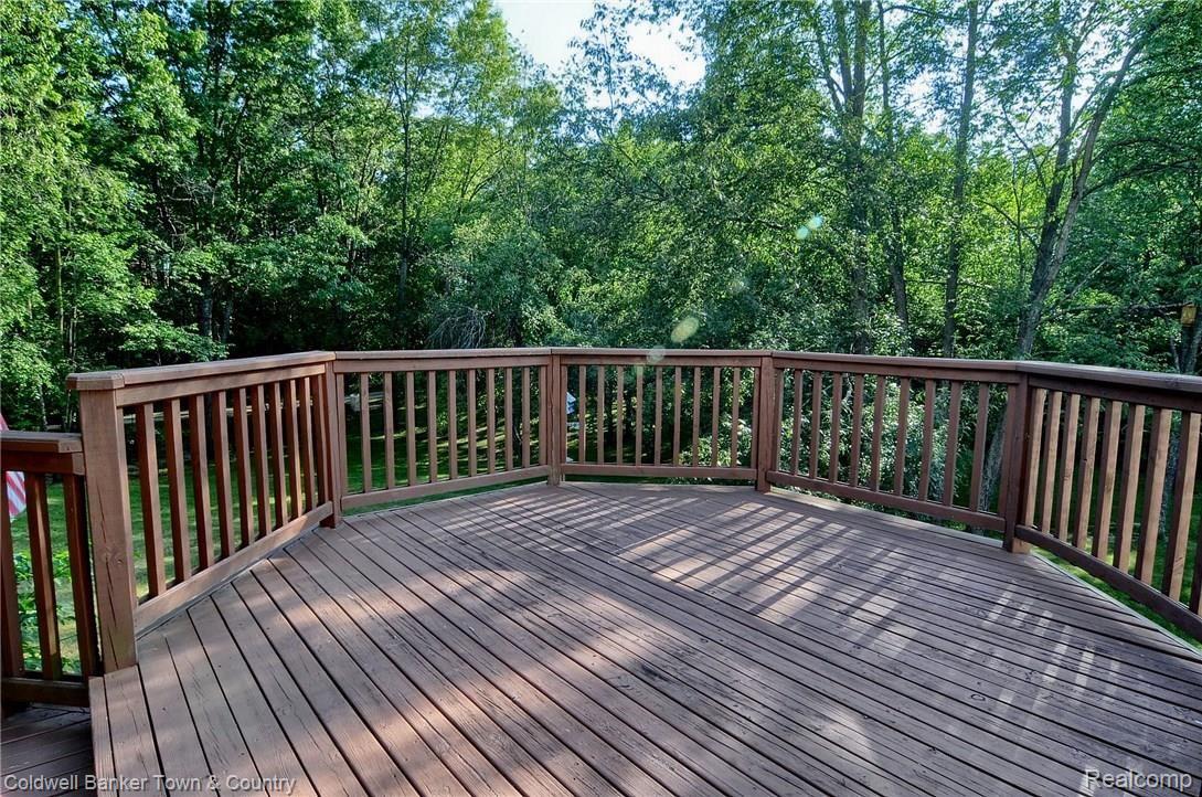 276 Gulley Road Howell, MI 48843 - Photo 12 of 35 19 Deck_3rd_View.jpg