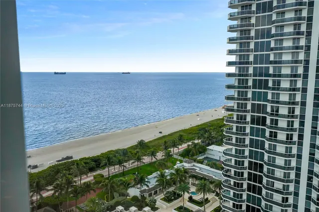 $1,795,000 | 4779 Collins Avenue, Unit 1805, Miami Beach, FL 33140