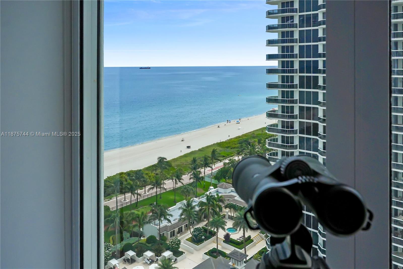 4779 Collins Avenue, Unit 1805 Miami Beach, FL 33140 - Photo 8 of 39