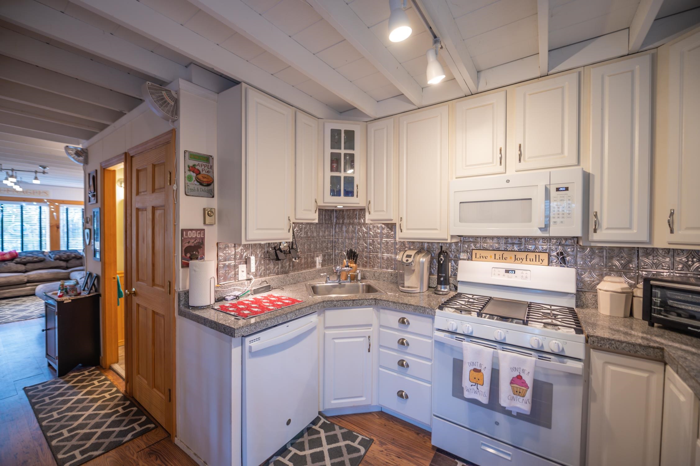4 F Lower Highlands Road West Dover, VT 05356 - Photo 5 of 19 Gallery Image 5