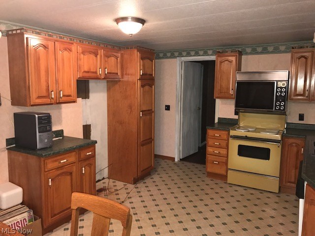 45101 Cameron Road Wellsville, OH 43968 - Photo 8 of 20 Gallery Image 8