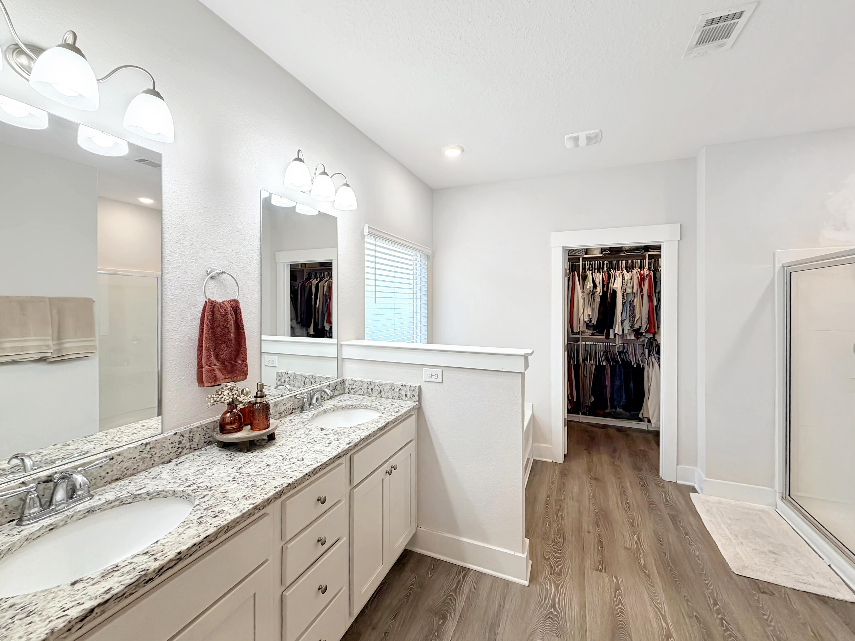2456 Dakota Way Crestview, FL 32536 - Photo 6 of 38 a spacious bathroom with a sink and a mirror