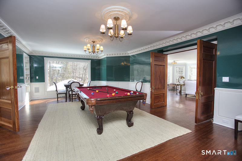 637 Valley Road New Canaan, CT 06840 - Photo 17 of 37