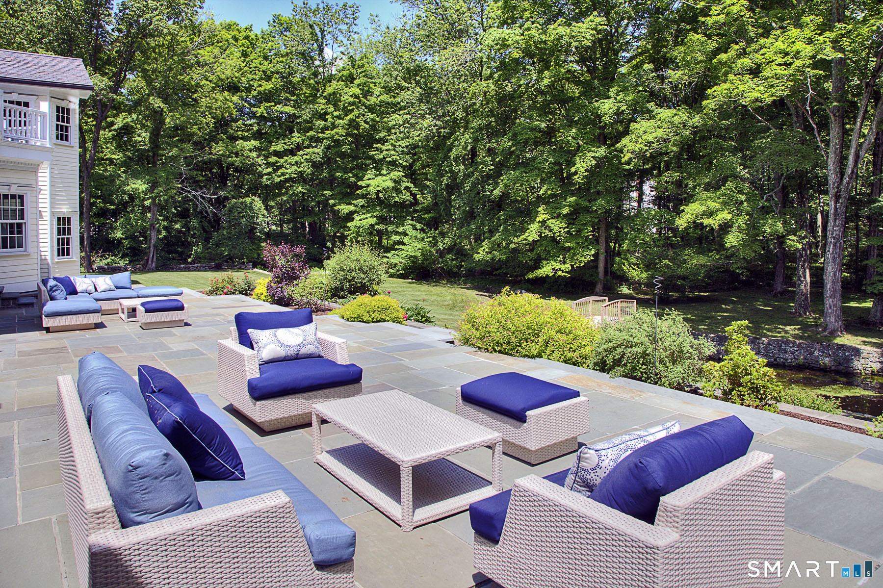 637 Valley Road New Canaan, CT 06840 - Photo 23 of 37