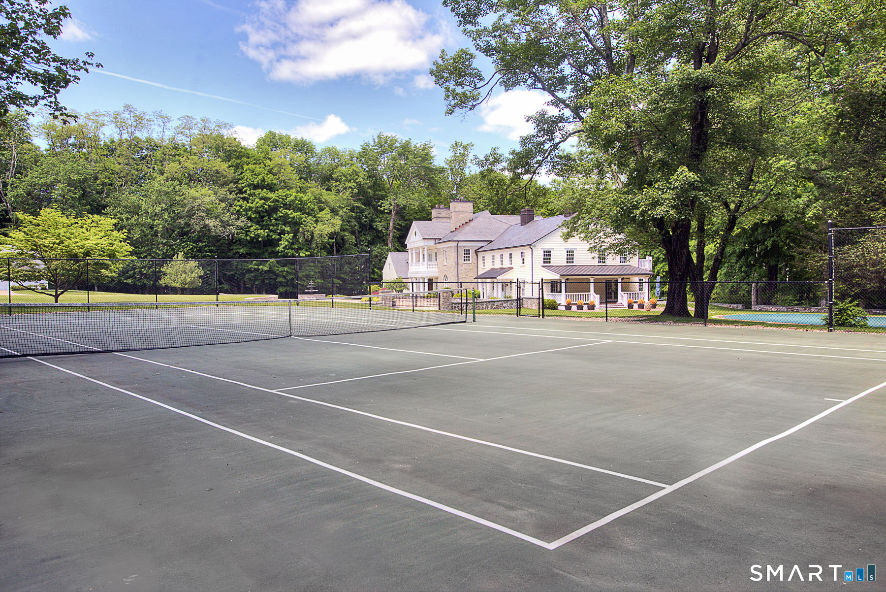 637 Valley Road New Canaan, CT 06840 - Photo 28 of 37