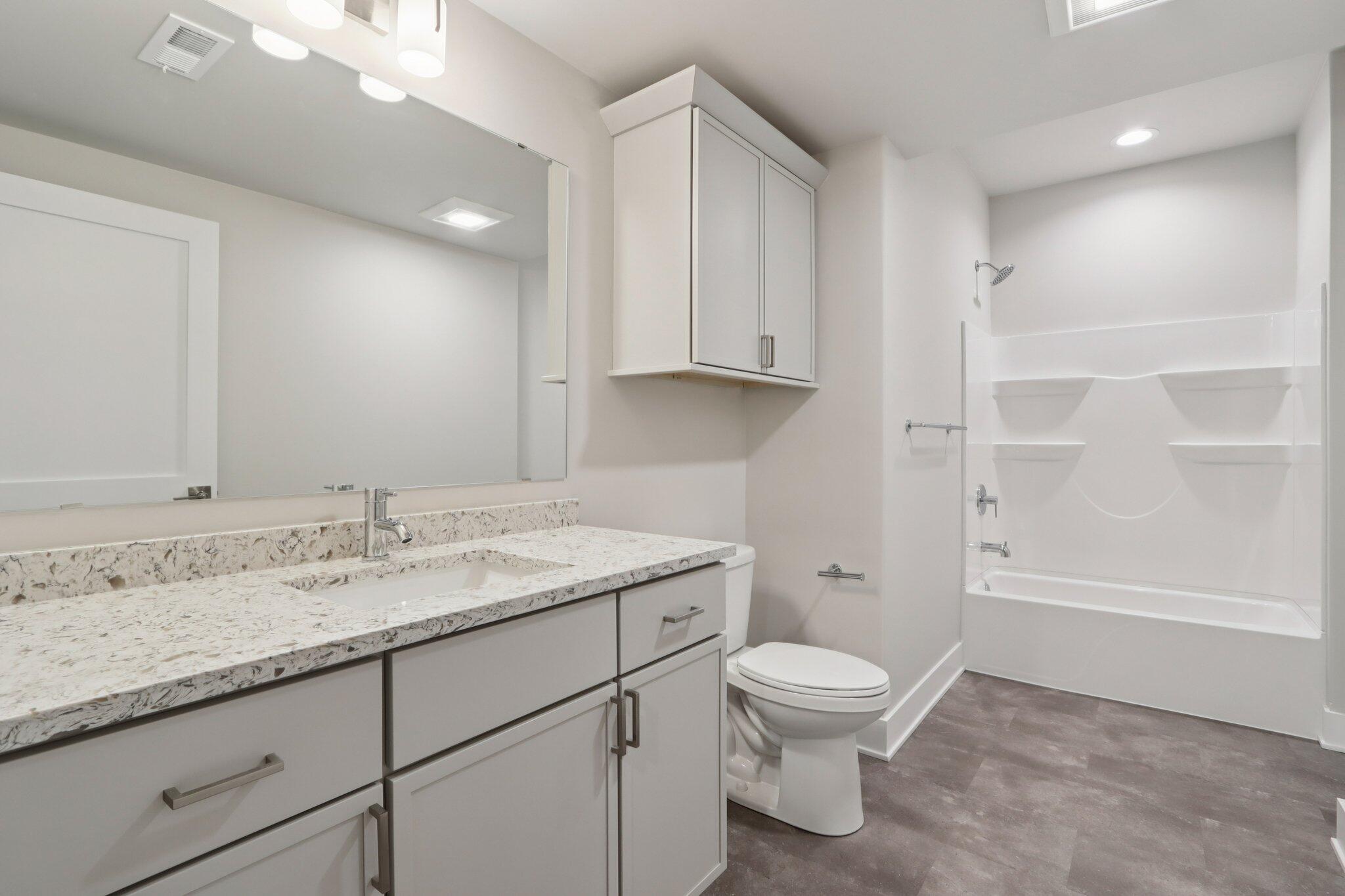 405 Falcon Ridge Drive, Unit 13 Burlington, WI 53105 - Photo 19 of 30 19. 2nd bath