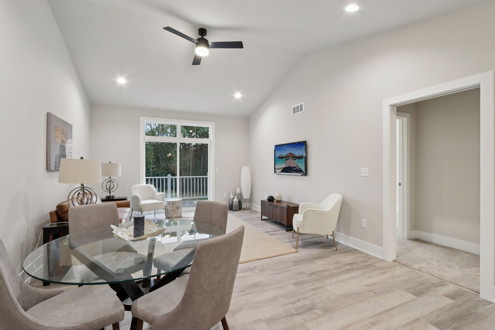 405 Falcon Ridge Drive, Unit 13 Burlington, WI 53105 - Photo 9 of 30 9. dining v2