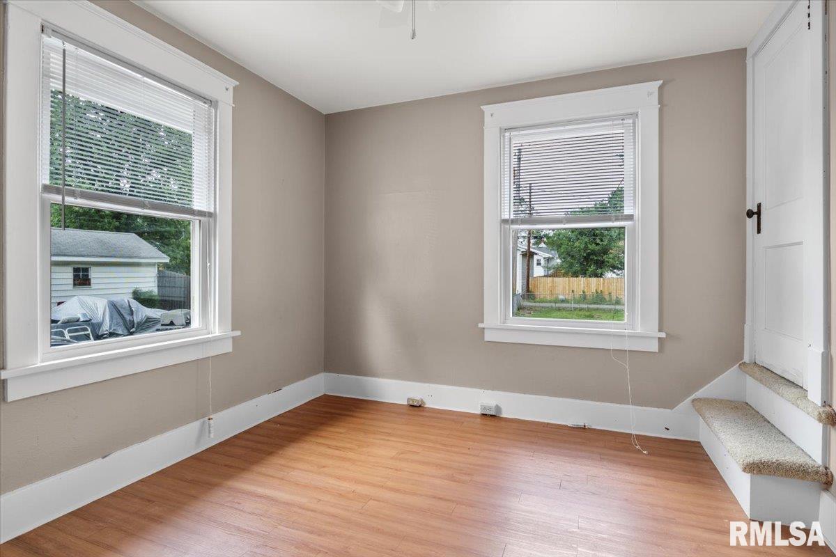2104 South College Street Springfield, IL 62704 - Photo 11 of 30