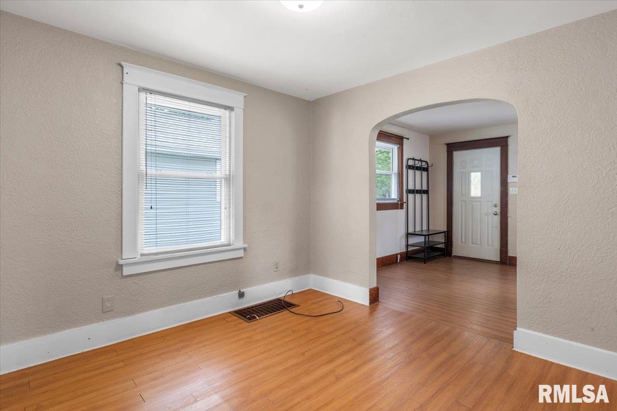 2104 South College Street Springfield, IL 62704 - Photo 15 of 30