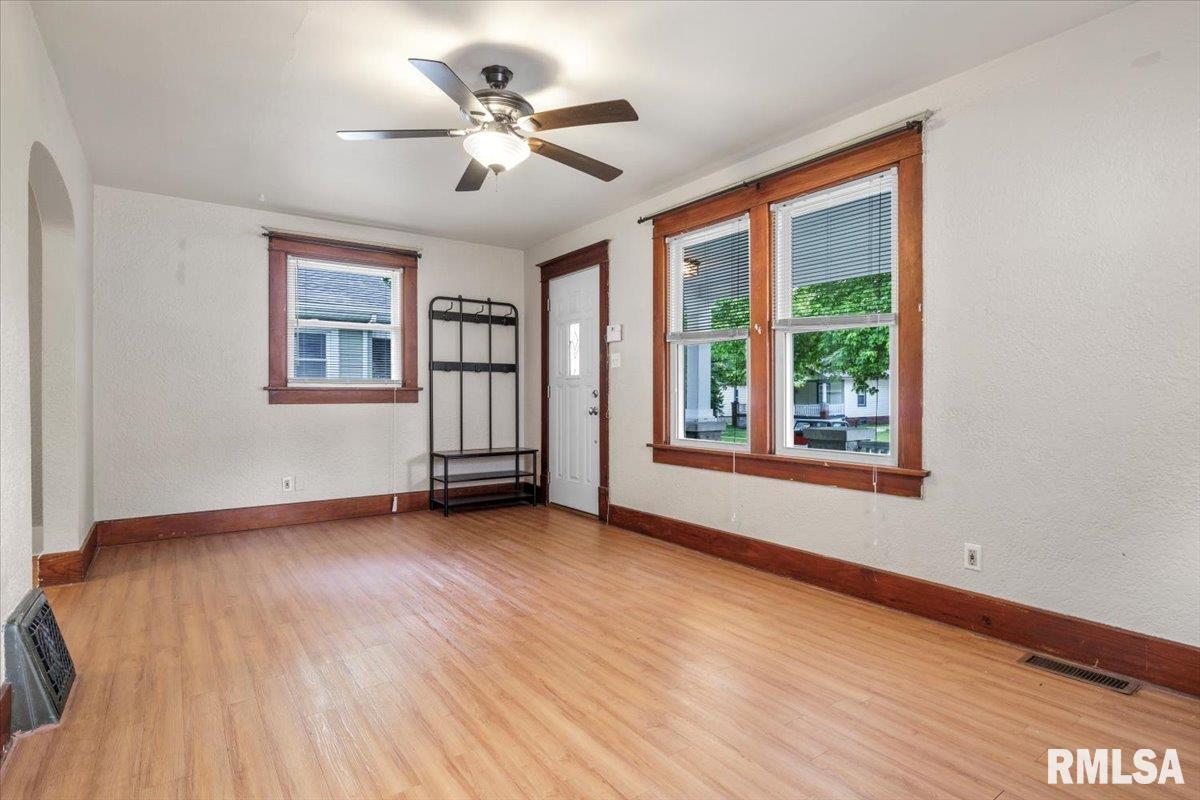 2104 South College Street Springfield, IL 62704 - Photo 19 of 30